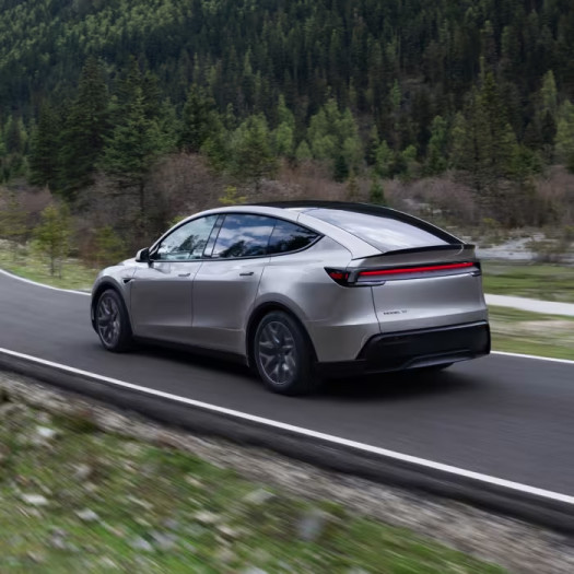 Tesla Model Y L (Bild: Tesla)